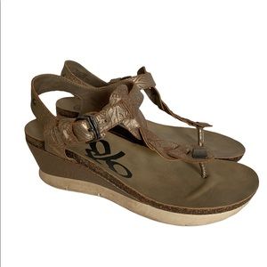 OTBT Bronze Brown Wedge Sandals